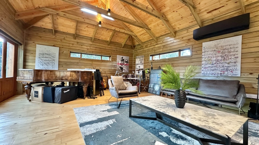 5 Bedroom Property for Sale in Somerset West Rural Western Cape